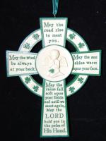 IRISH CROSS ORN